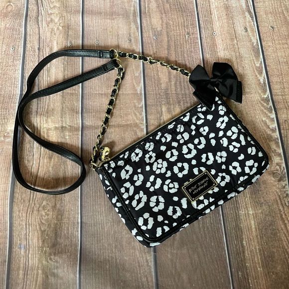 Betsey Johnson Handbags - Betsey Johnson New York cross